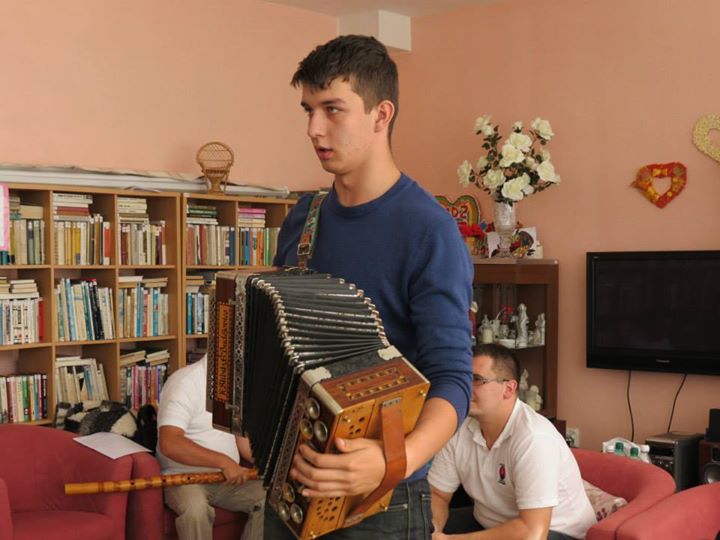 Mesiac úcty starším 004